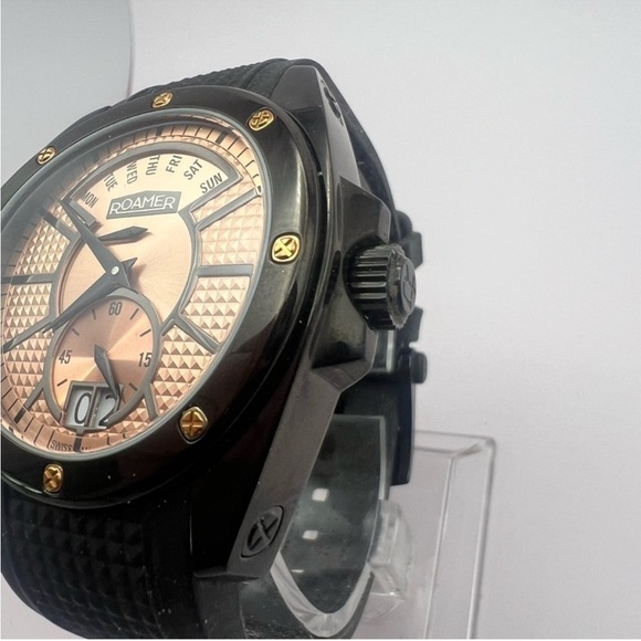 Roamer R-Line Swiss Quartz Men’s Multifunction Watch Model 711850-49-65-07 - Picture 5 of 11